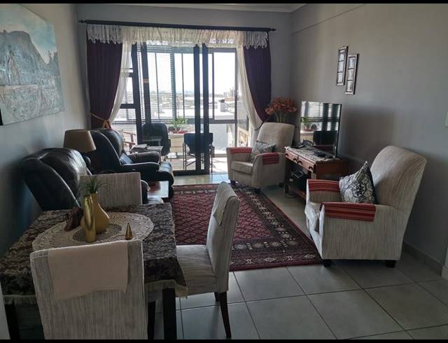 2 BEDROOM APARTMENT FOR SALE IN ISLAND VIEW